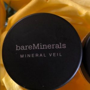Bare Minerals Veil Finishing Powder!